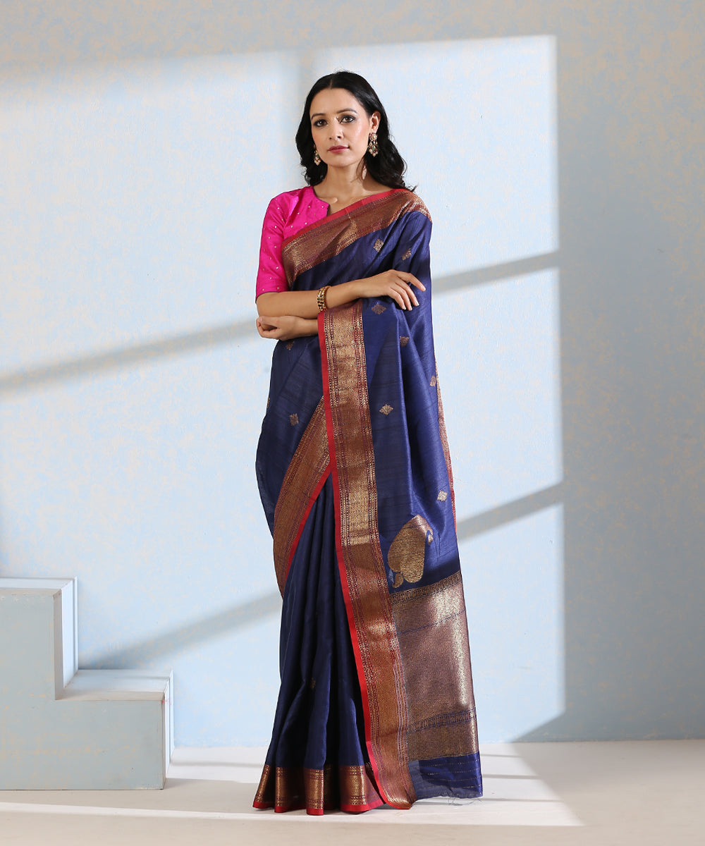 Handloom_Blue_Dupion_Silk_Banarasi_Saree_With_Red_Border_And_Antique_Zari_Booti_WeaverStory_02