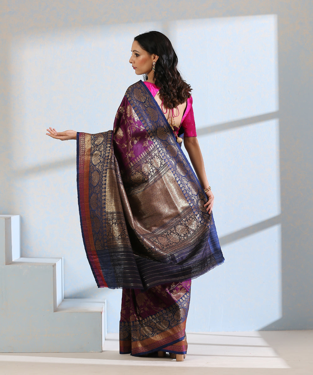 Handloom_Purple_Dupion_Silk_Banarasi_Saree_With_Blue_Border_And_All_Over_Antique_Zari_Jaal_WeaverStory_03
