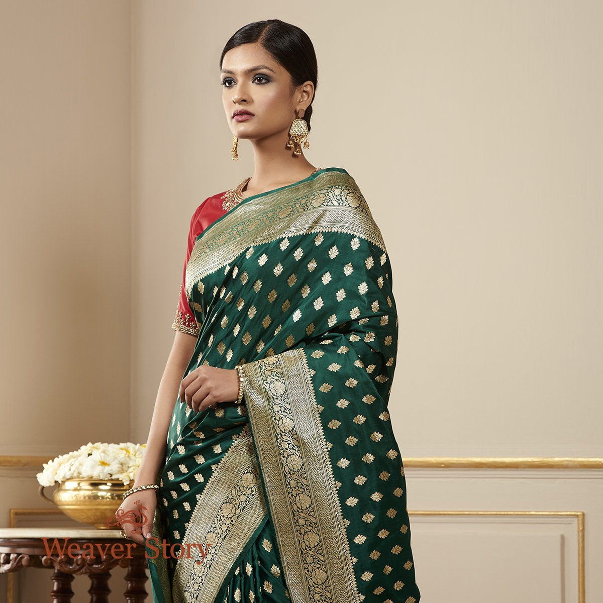 Handloom_Emerald_Green_Satin_Silk_Saree_with_Gold_Zari_Weave_WeaverStory_01