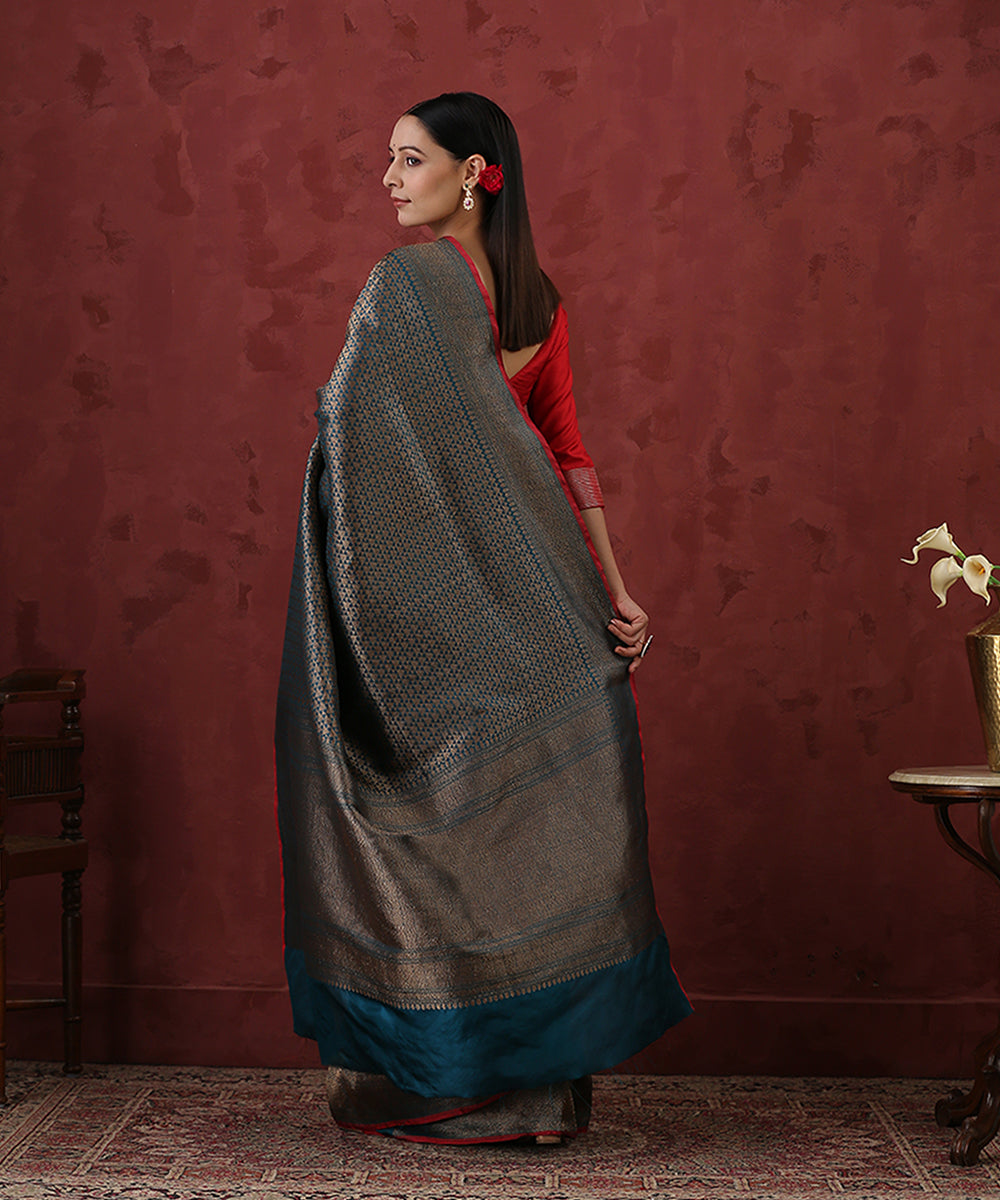 Peacock_Green_Handloom_Pure_Katan_Silk_Kimkhab_Banarasi_Saree_with_Antique_WeaverStory_03