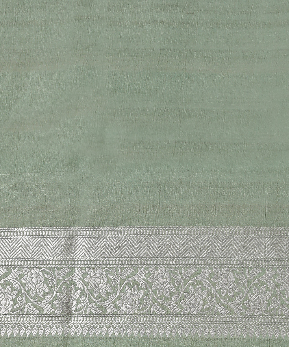 Handloom_Pista_Green_Tussar_Georgette_Banarasi_Saree_with_Floral_Motifs_WeaverStory_05