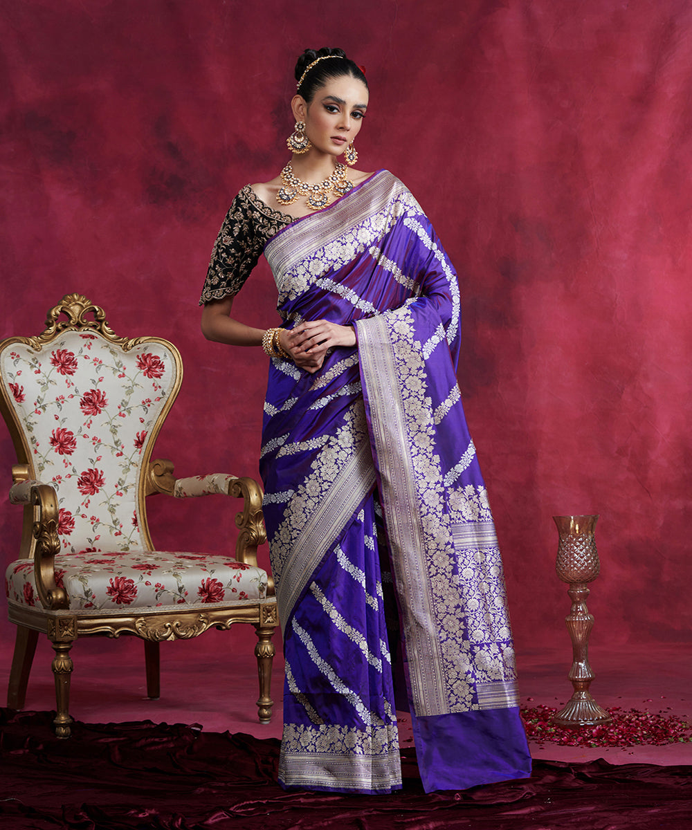 Handloom_Purple_Dual_Tone_Pure_Katan_Silk_Banarasi_Jangla_Saree_With_Aada_Bel_WeaverStory_02