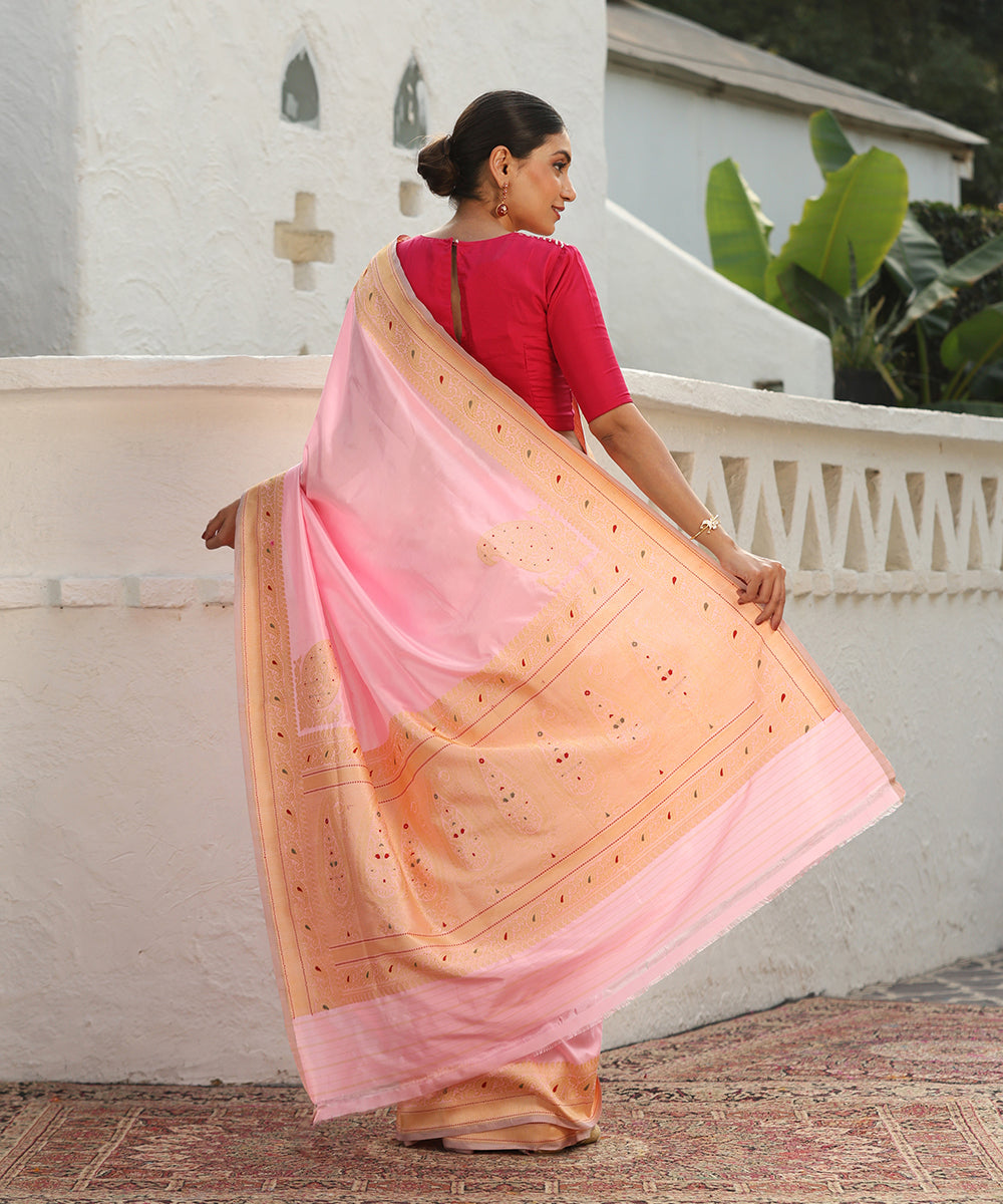 Handloom_Candy_Pink_Plain_Pure_Katan_Silk_Banarasi_Saree_With_Konia_WeaverStory_02