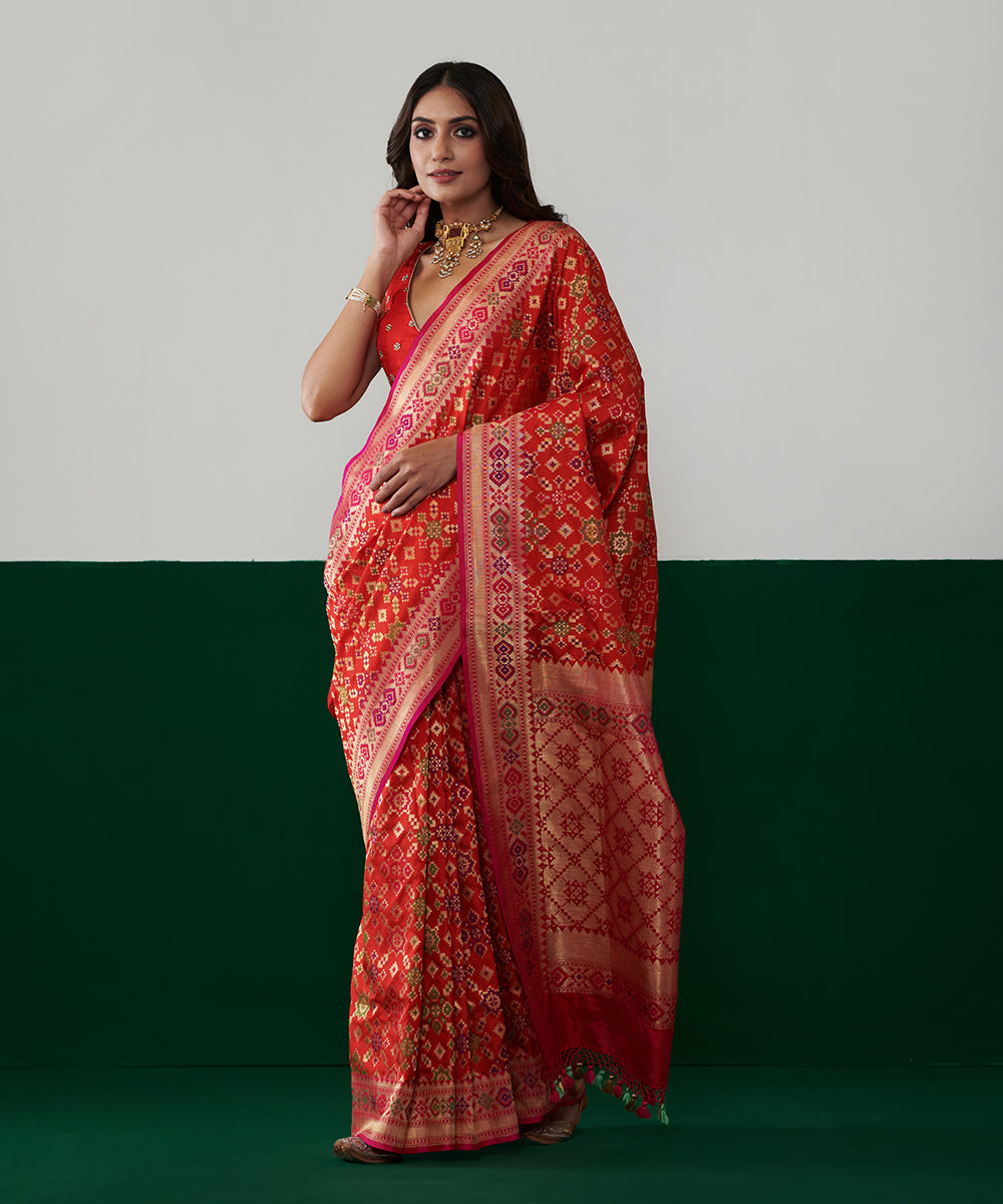 Orange_Handloom_Pure_Katan_Silk_Banarasi_Patola_Saree_With_Pink_Border_WeaverStory_02