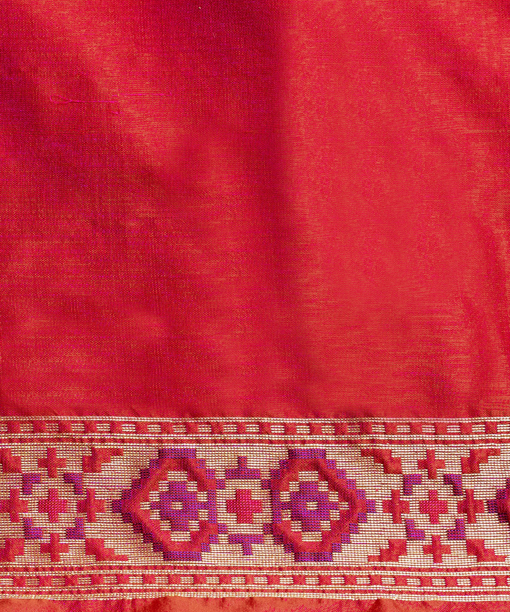 Orange_Handloom_Pure_Katan_Silk_Banarasi_Patola_Saree_With_Pink_Border_WeaverStory_05