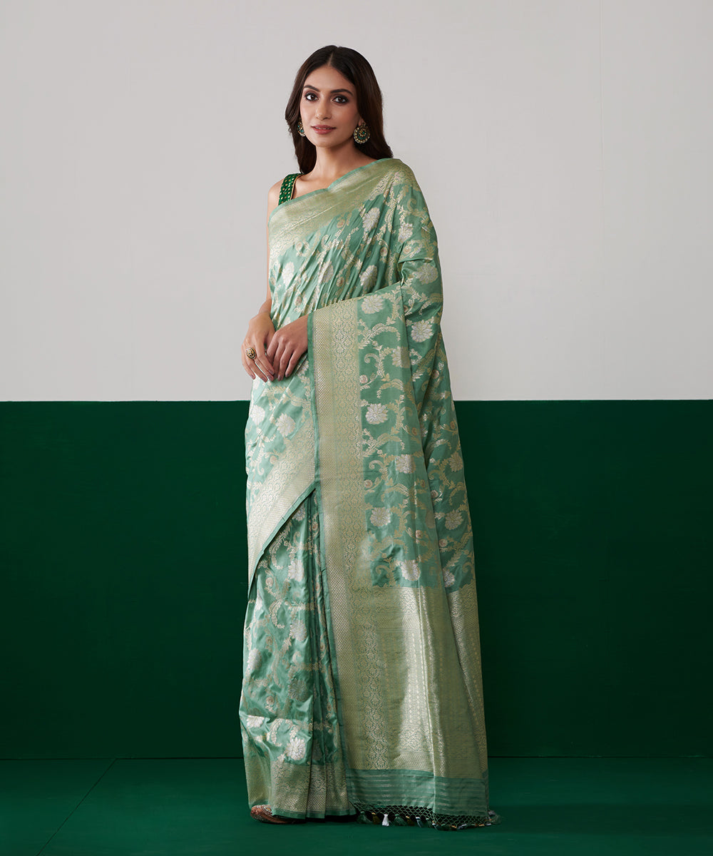 Handloom_Pistachio_Green_Pure_Katan_Silk_Banarasi_Saree_With_Gold_And_Silver_Zari_Floral_Jaal_WeaverStory_02