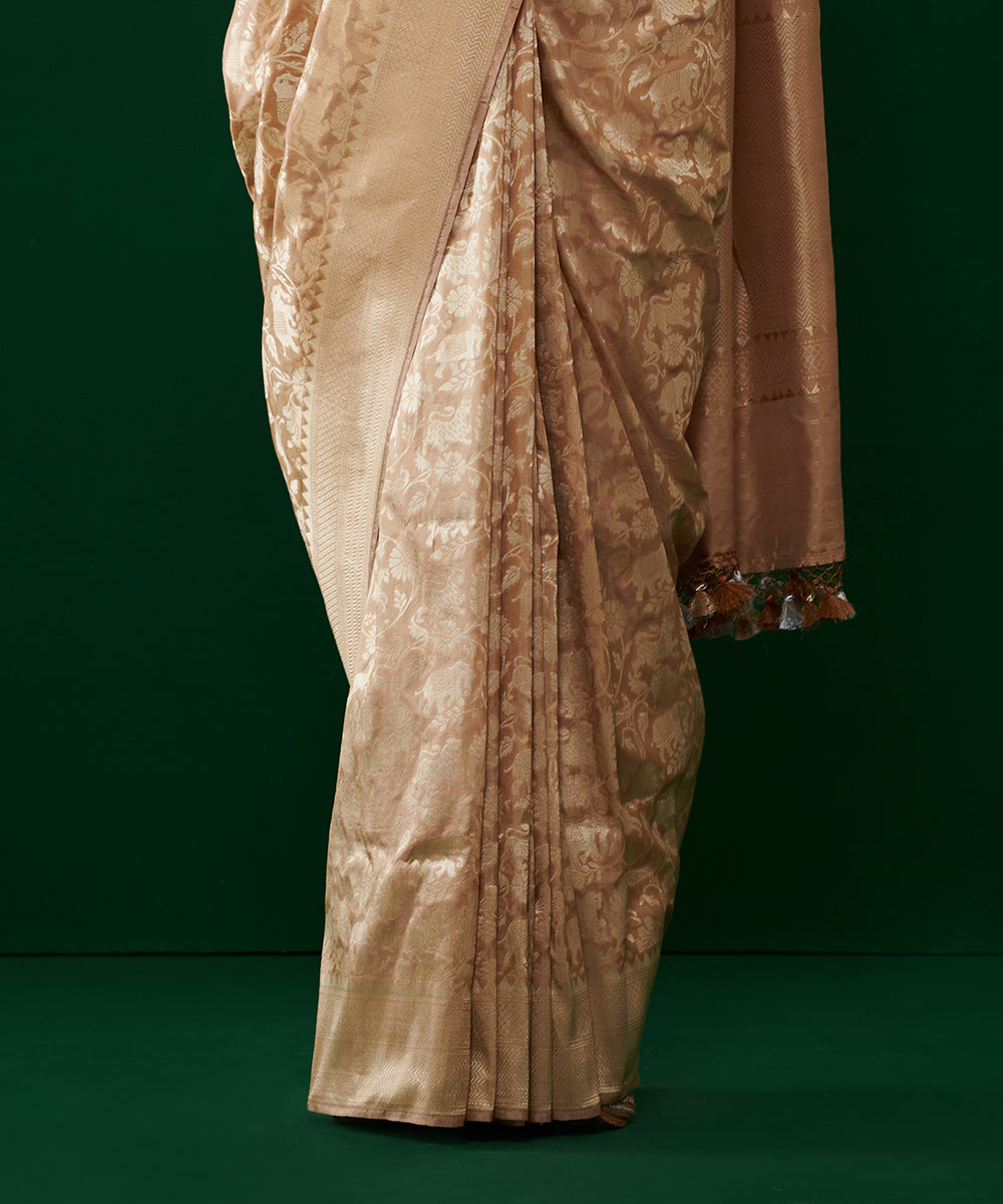 Gold_Handloom_Pure_Katan_Silk_Banarasi_Shikargah_Saree_WeaverStory_04