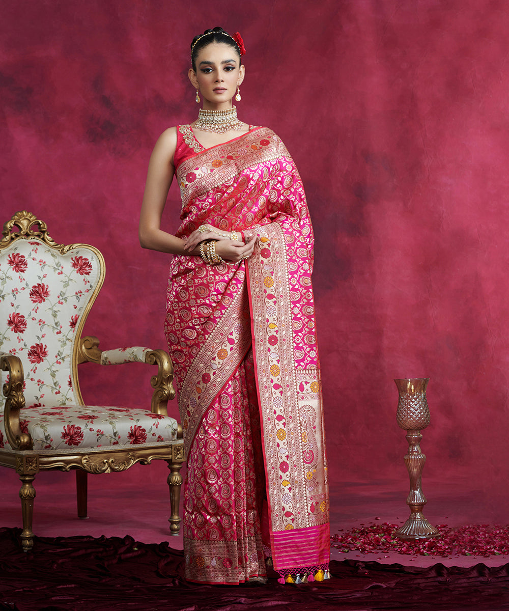 Handloom_Hot_Pink_Pure_Katan_Silk_Banaarsi_Saree_With_Paithani_Border_WeaverStory_02