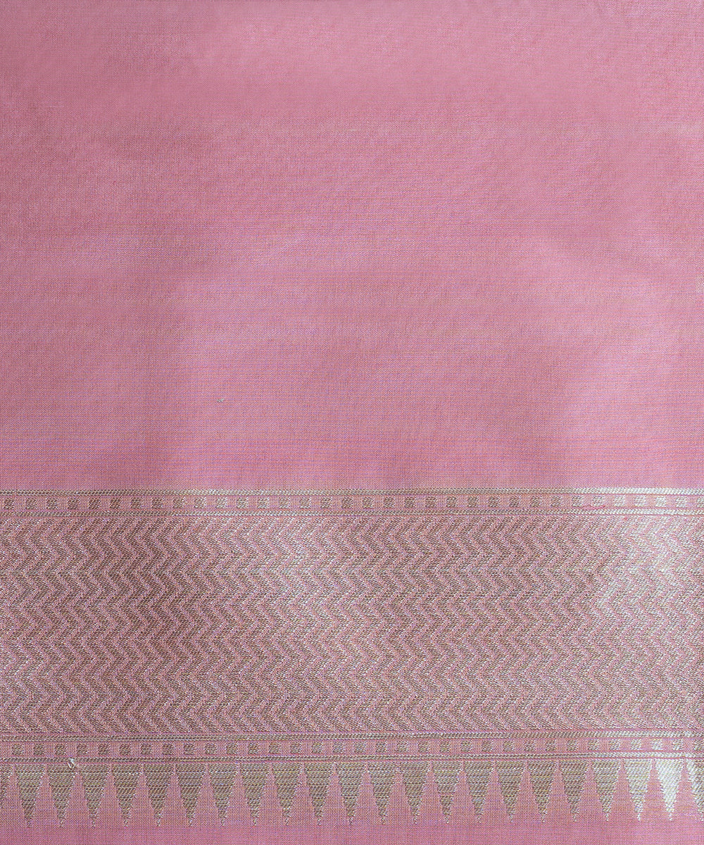 Handloom_Peach_Pure_Katan_Silk_Banarasi_Jangla_Saree_With_Birds_Woven_In_Gold_Zari_WeaverStory_05