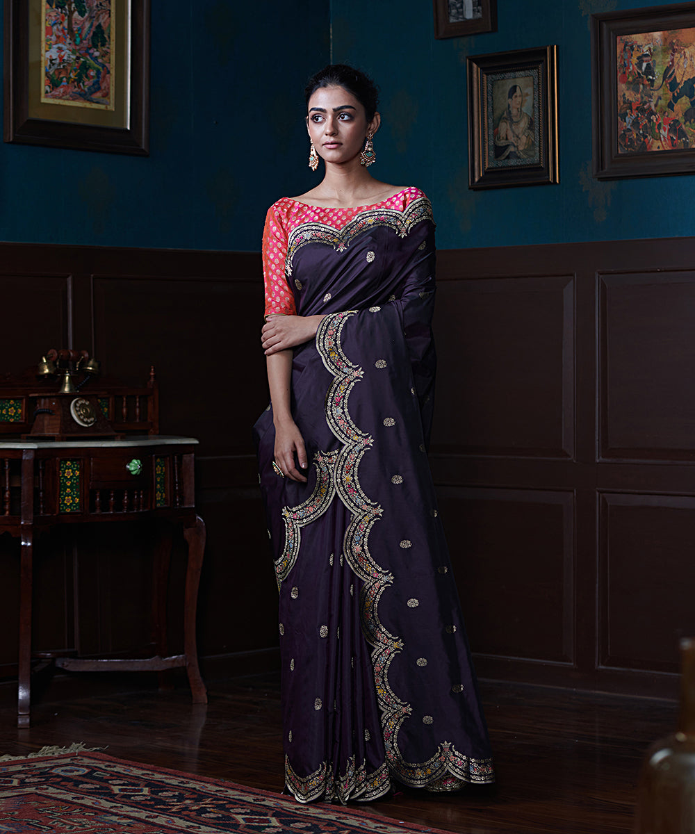 Handloom_Dark_Wine_Pure_Katan_Silk_Banarasi_Saree_With_Scalloped_Meenakari_Border_And_Pink_Blouse_WeaverStory_02