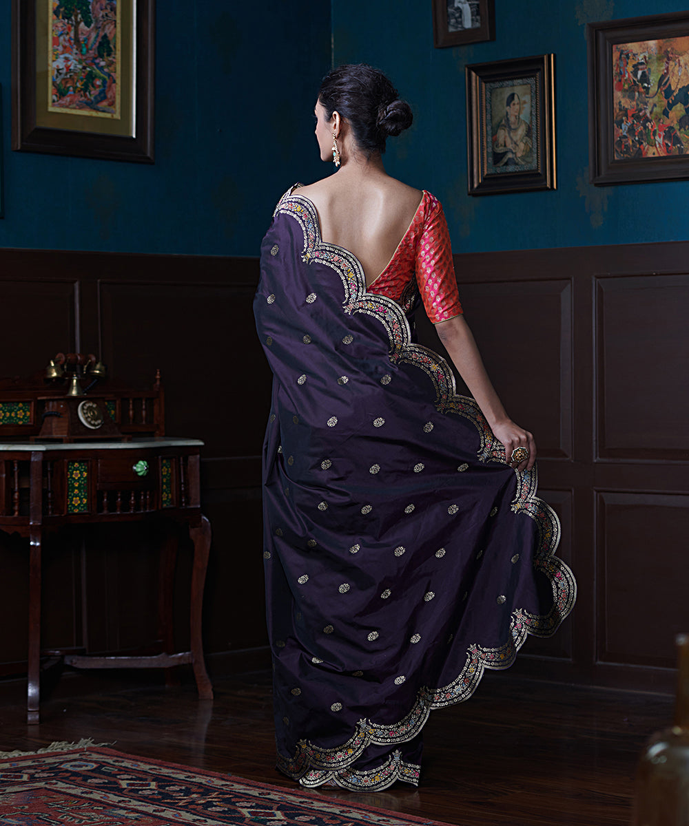 Handloom_Dark_Wine_Pure_Katan_Silk_Banarasi_Saree_With_Scalloped_Meenakari_Border_And_Pink_Blouse_WeaverStory_03