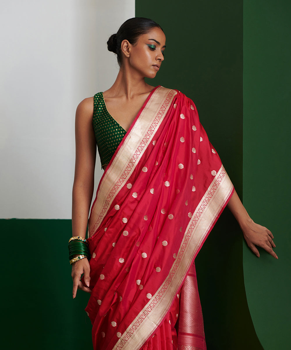 Handloom_Pink_Dual_Tone_Pure_Katan_Silk_Banarasi_Saree_With_Kadhwa_Ashrafi_Booti_WeaverStory_01