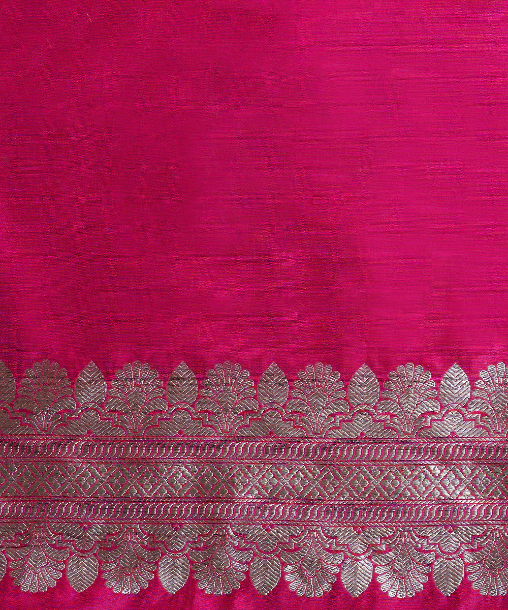 Pink_Dual_Tone_Handloom_Pure_Katan_Silk_Banarasi_Saree_With_Kadhwa_Ashrafi_Booti_WeaverStory_05