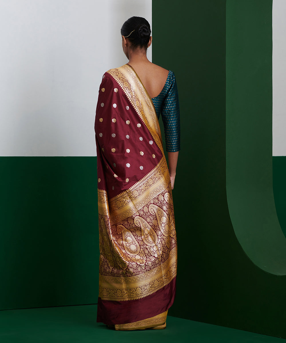 Handloom_Wine_Pure_Katan_Silk_Banarasi_Saree_With_Green_Selvedge_WeaverStory_03