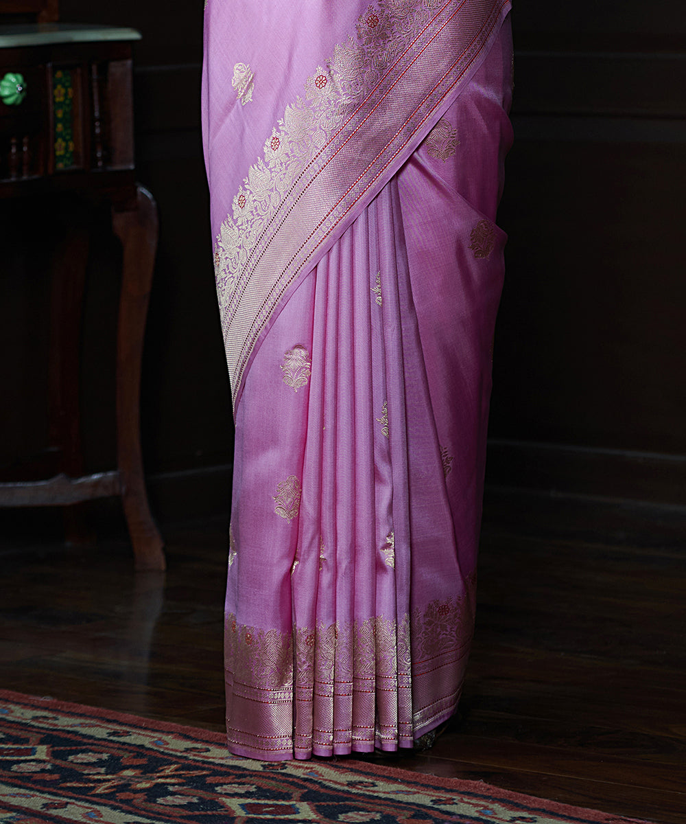 Rose_Pink_Handloom_Pure_Katan_Silk_Banarasi_Saree_With_Kadhwa_Booti_WeaverStory_04