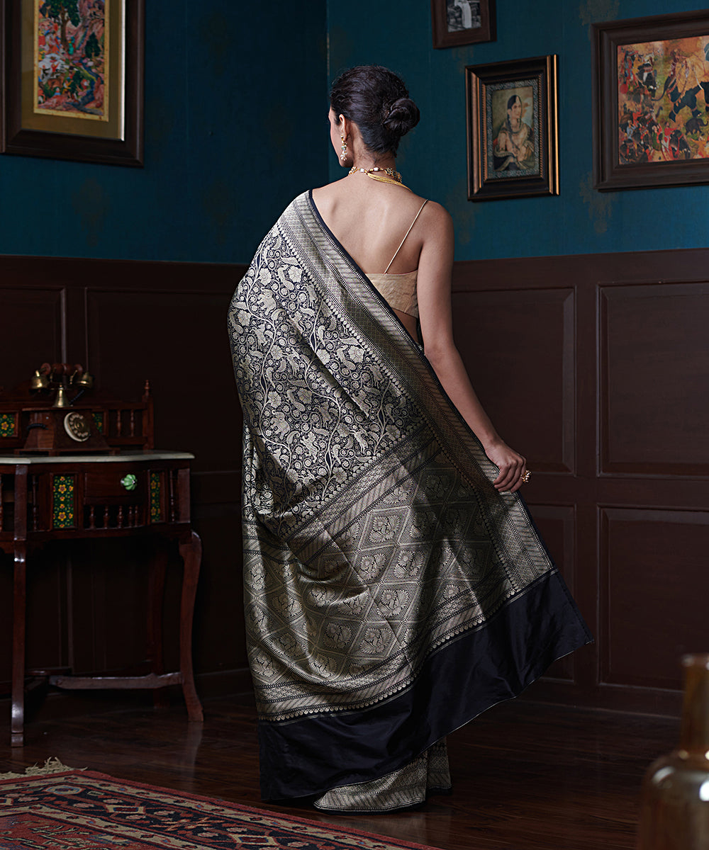 Handloom_Black_Pure_Katan_Silk_Zari_Brocade_Banarasi_Saree_With_Shikargah_Motifs_WeaverStory_03
