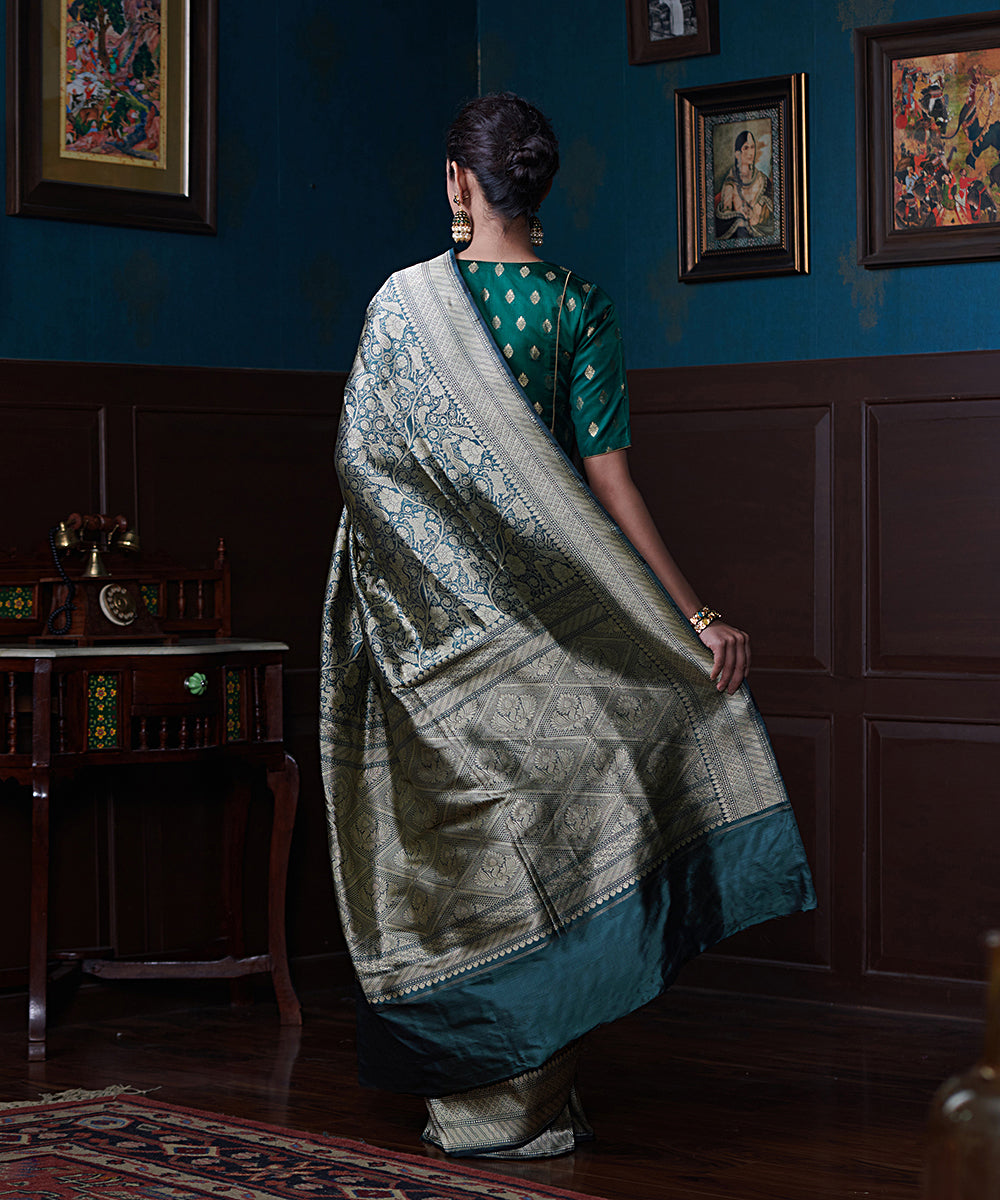 Handloom_Green_And_Black_Dual_Tone_Zari_Brocade_Shikargah_Banarasi_Saree_WeaverStory_03