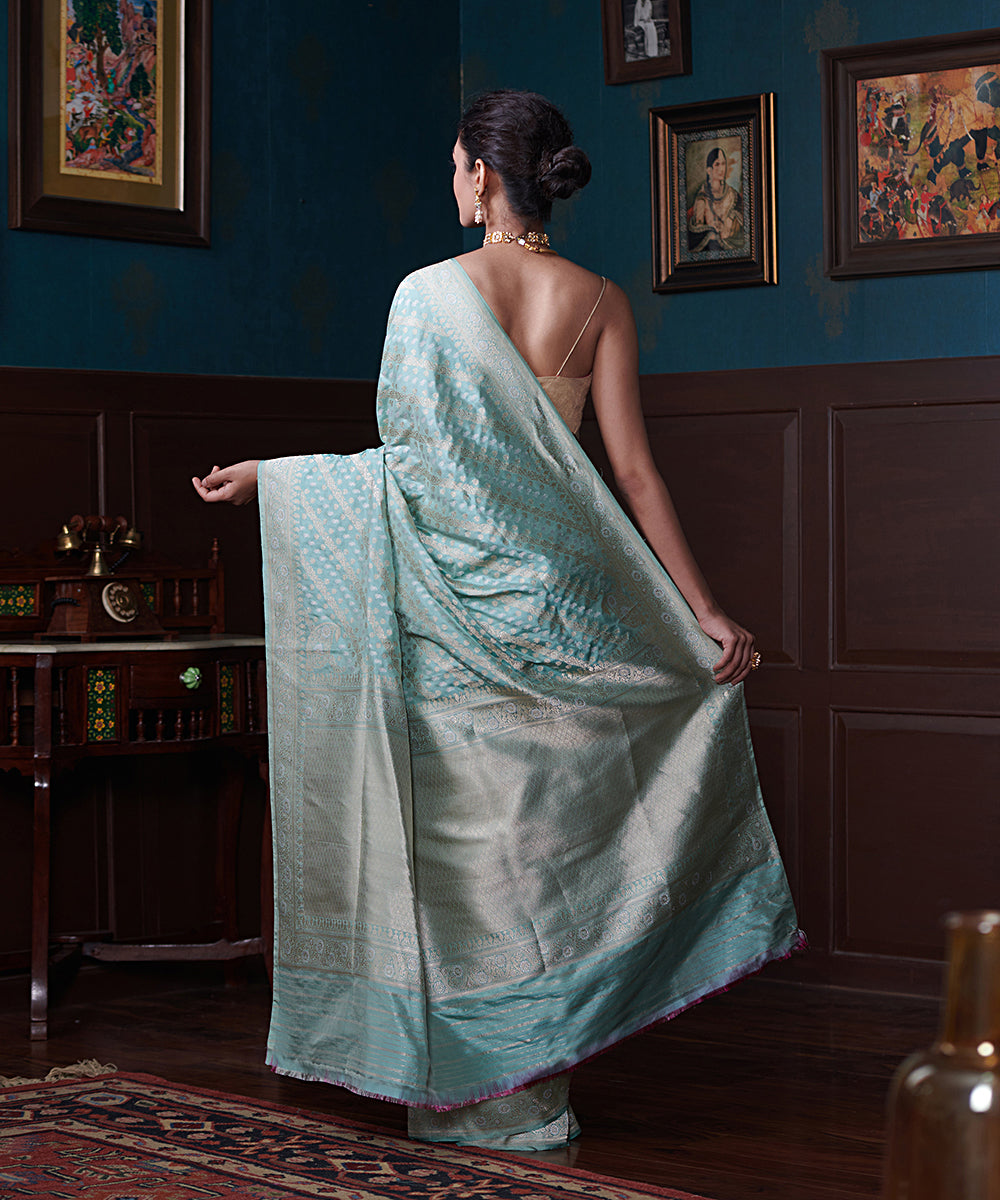 Powder_Blue_Handloom_Pure_Katan_Silk_Banarasi_Saree_With_Aada_Zari_Jaal_WeaverStory_03