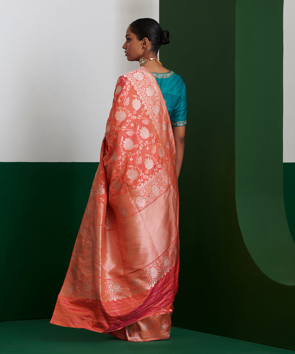 Orange_And_Pink_Handloom_Pure_Katan_Silk_Banarasi_Saree_With_Sona_Rupa_Jaal_WeaverStory_03
