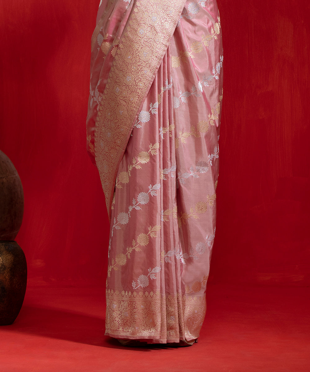 Soft_Pink_Handloom_Pure_Katan_Silk_Banarasi_Saree_With_Sona_Rupa_Aada_Jaal_WeaverStory_04