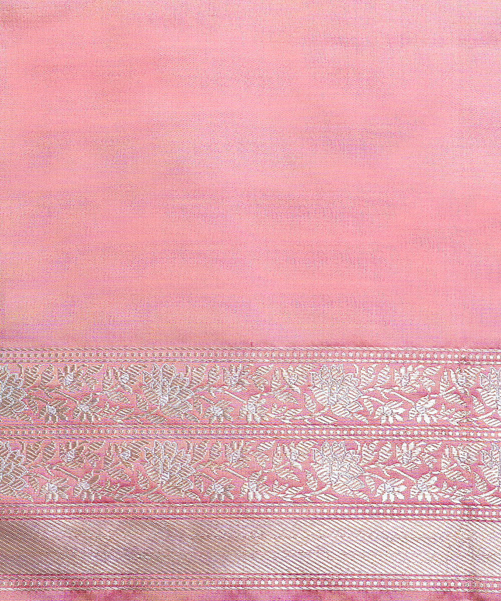 Handloom_Pink_And_Peach_Dual_Tone_Pure_Katan_Silk_Banarasi_Saree_With_Sona_Rupa_Zari_Jaal_WeaverStory_05