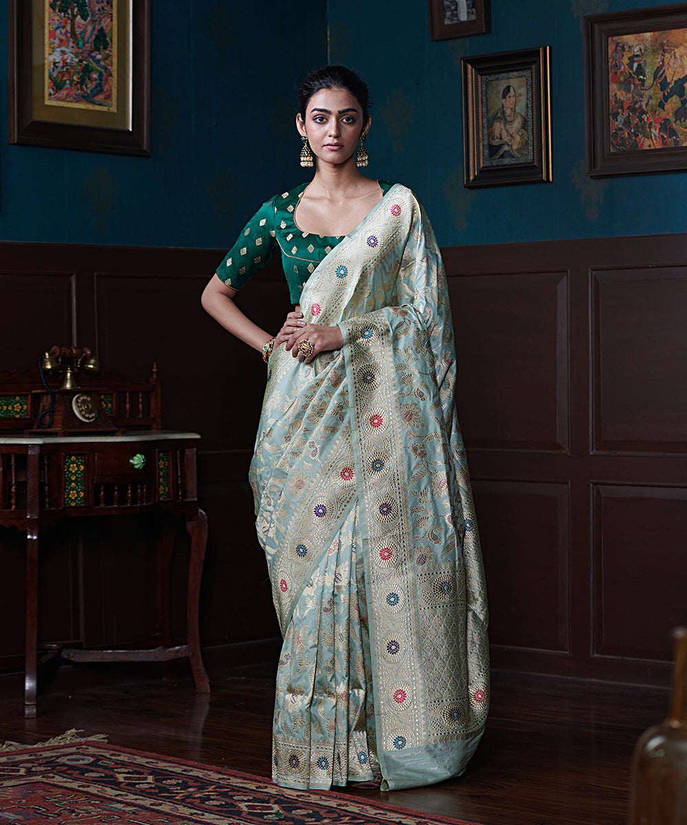 Light_Green_Handloom_Pure_Katan_Silk_Banarasi_Saree_With_Meenakari_Kadhwa_Jaal_WeaverStory_02