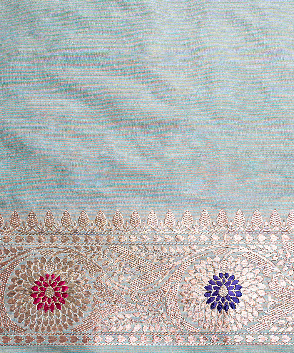 Light_Green_Handloom_Pure_Katan_Silk_Banarasi_Saree_With_Meenakari_Kadhwa_Jaal_WeaverStory_05