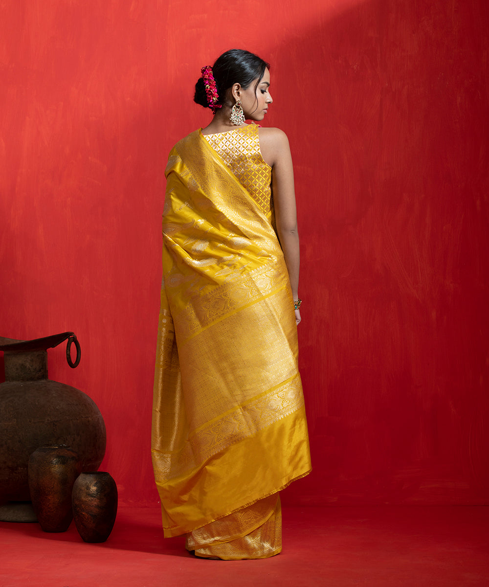 Yellow_Handloom_Sona_Rupa_Pure_Katan_Silk_Banarasi_Jangla_Saree_With_Leave_Motifs_WeaverStory_03