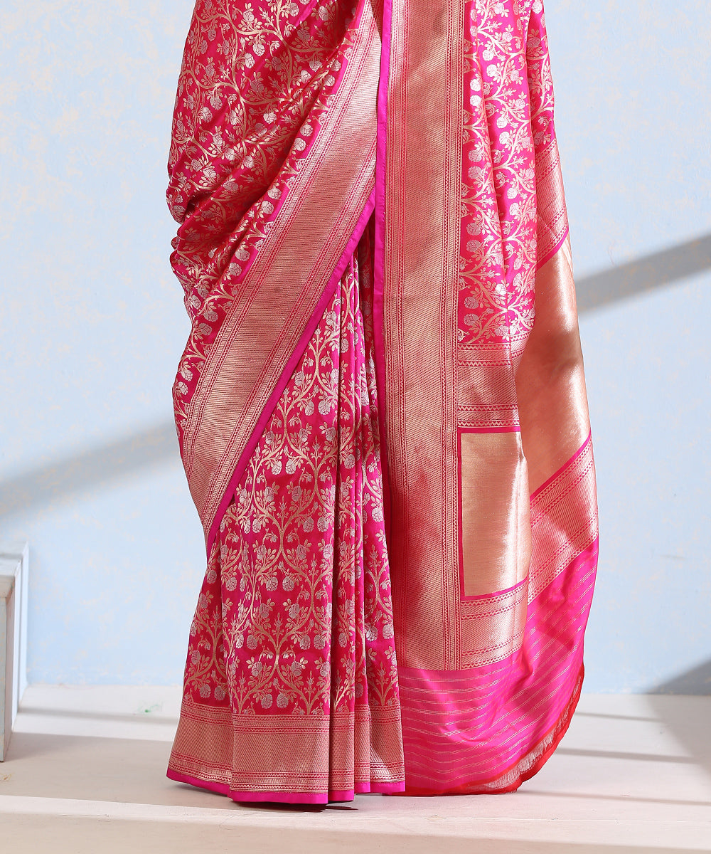 Handloom_Pink_Pure_Katan_Silk_Banarasi_Saree_with_Sona_Rupa_Jaal_WeaverStory_04