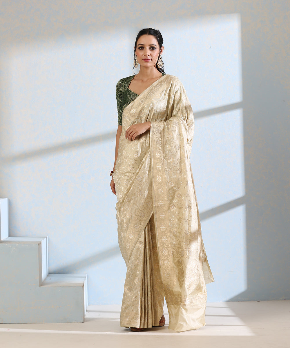 Beige_Handloom_Pure_Katan_Silk_Banarasi_Saree_With_Floral_Meenakari_Jangla_Design_WeaverStory_02