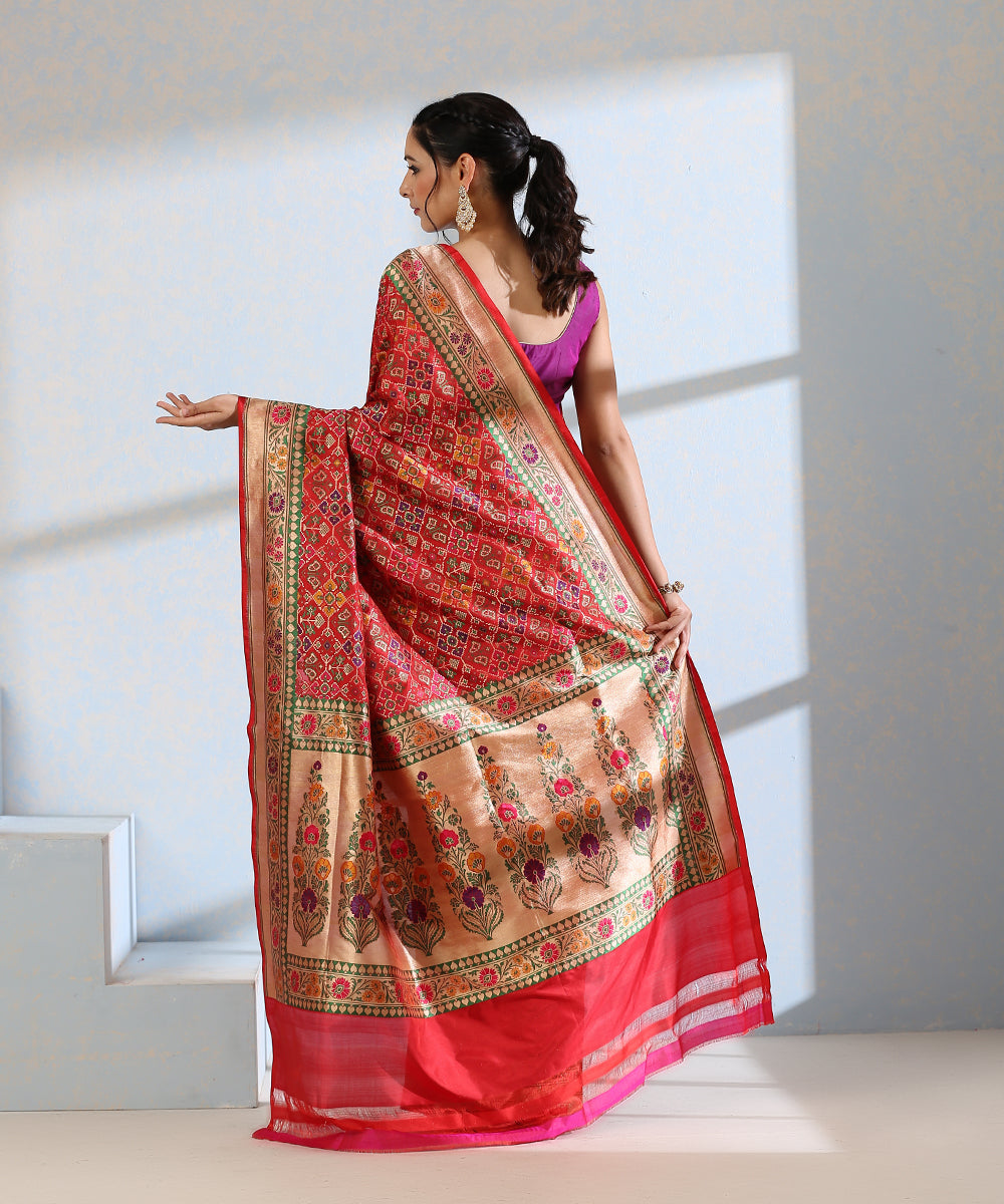 Handloom_Red_Pure_Katan_Silk_Meenakari_Banarasi_Patola_Saree_With_Floral_Paithani_Border_WeaverStory_03