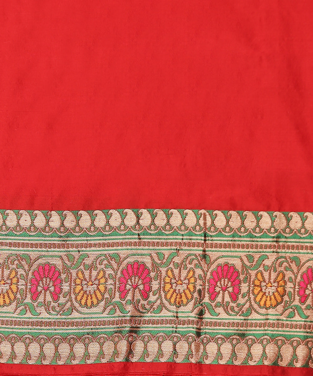 Handloom_Red_Pure_Katan_Silk_Meenakari_Banarasi_Patola_Saree_With_Floral_Paithani_Border_WeaverStory_05