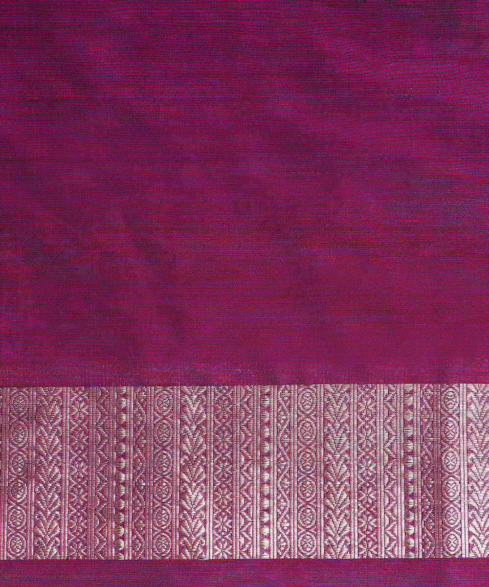 Wine_Handloom_Pure_Katan_Silk_Banarasi_Tanchoi_Saree_With_Rising_Temple_Zari_Border_WeaverStory_05