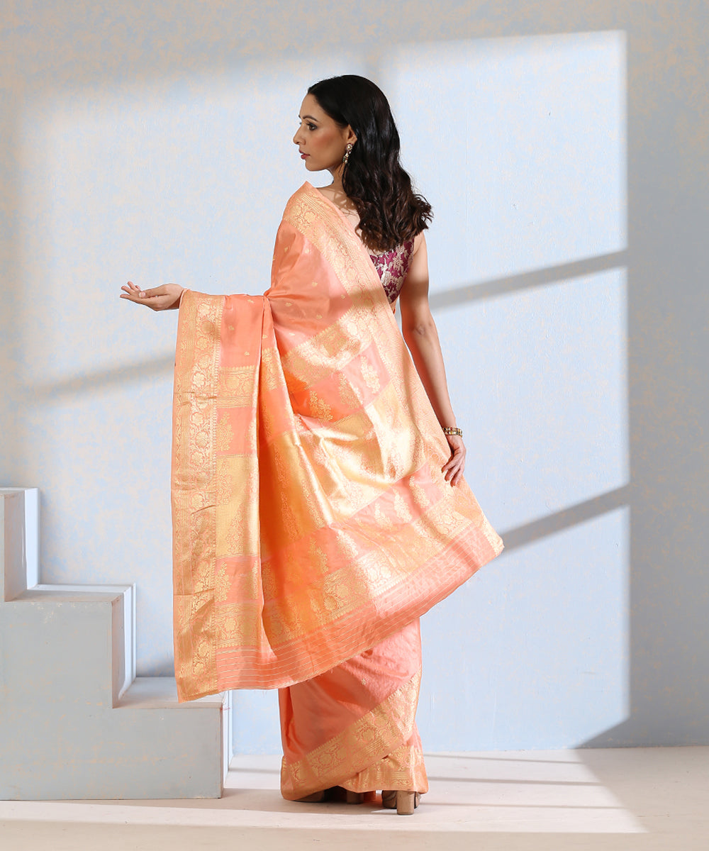 Peach_Handloom_Pure_Katan_Silk_Resham_Booti_Banarasi_Saree_WeaverStory_03