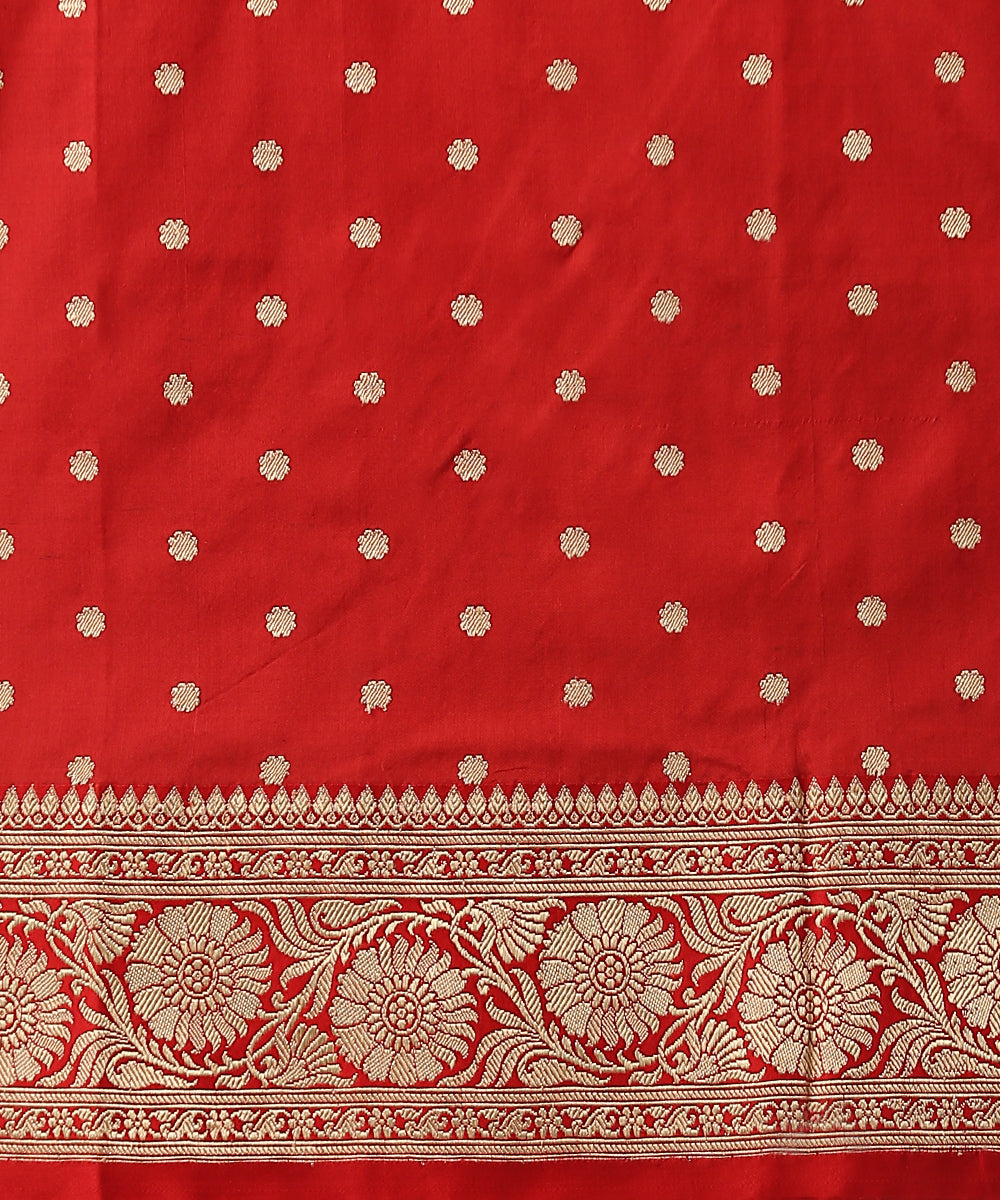 Brown_Handloom_Pure_Katan_Silk_Resham_Booti_Banarasi_Saree_With_Red_Border_WeaverStory_05