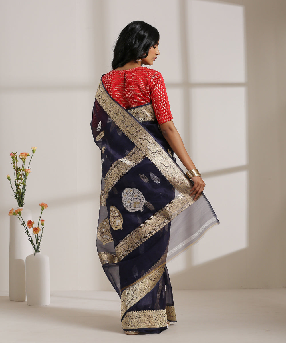 Dark_Blue_Handloom_Kora_Silk_Banarasi_Saree_With_Silver_And_Gold_Kadhwa_Booti_WeaverStory_03