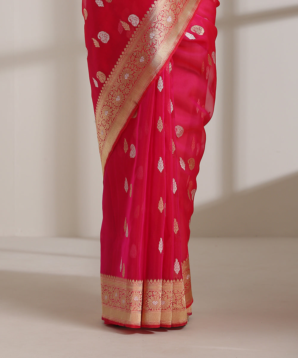 Hot_Pink_Handloom_Kora_Silk_Banarasi_Saree_With_Kadhwa_Booti_WeaverStory_04