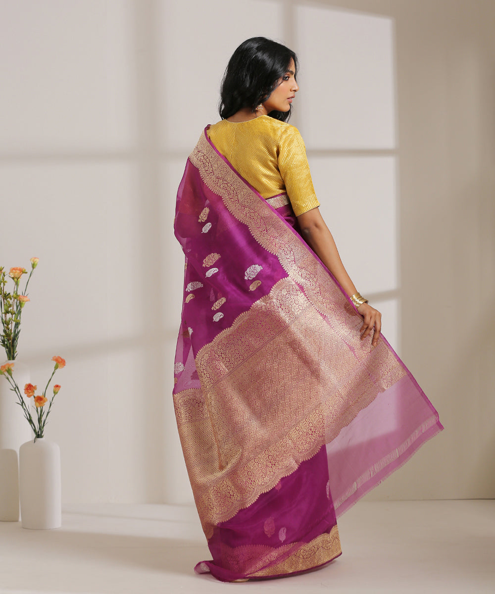 Purple_Handloom_Kora_Silk_Banarasi_Saree_With_Ambi_Kadhwa_Booti_WeaverStory_03