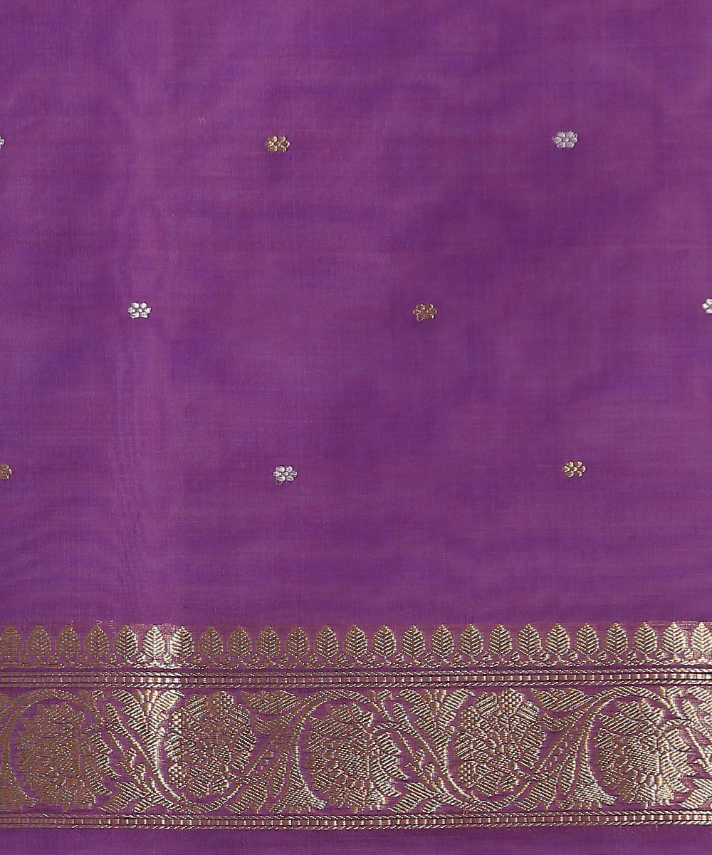 Handloom_Voilet_Kora_Silk_Banarasi_Saree_With_Kadhwa_Booti_WeaverStory_05