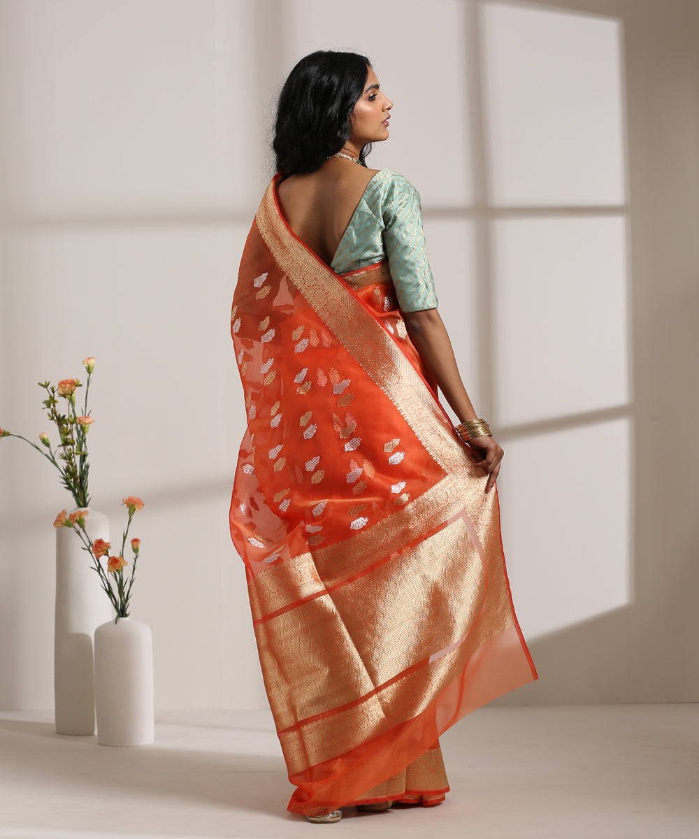 Orange_Handloom_Kora_Silk_Banarasi_Saree_With_Kadhwa_Zari_Booti_WeaverStory_03