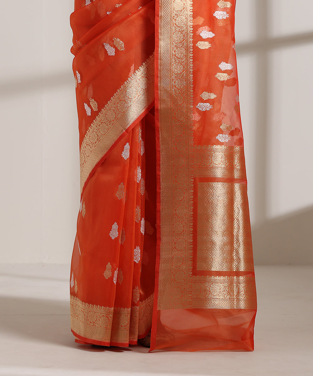 Orange_Handloom_Kora_Silk_Banarasi_Saree_With_Kadhwa_Zari_Booti_WeaverStory_04