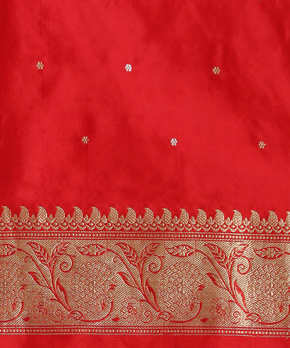 Handloom_Peach_Kora_Silk_Banarasi_Saree_With_Meenakari_Booti_And_Satin_Border_WeaverStory_05