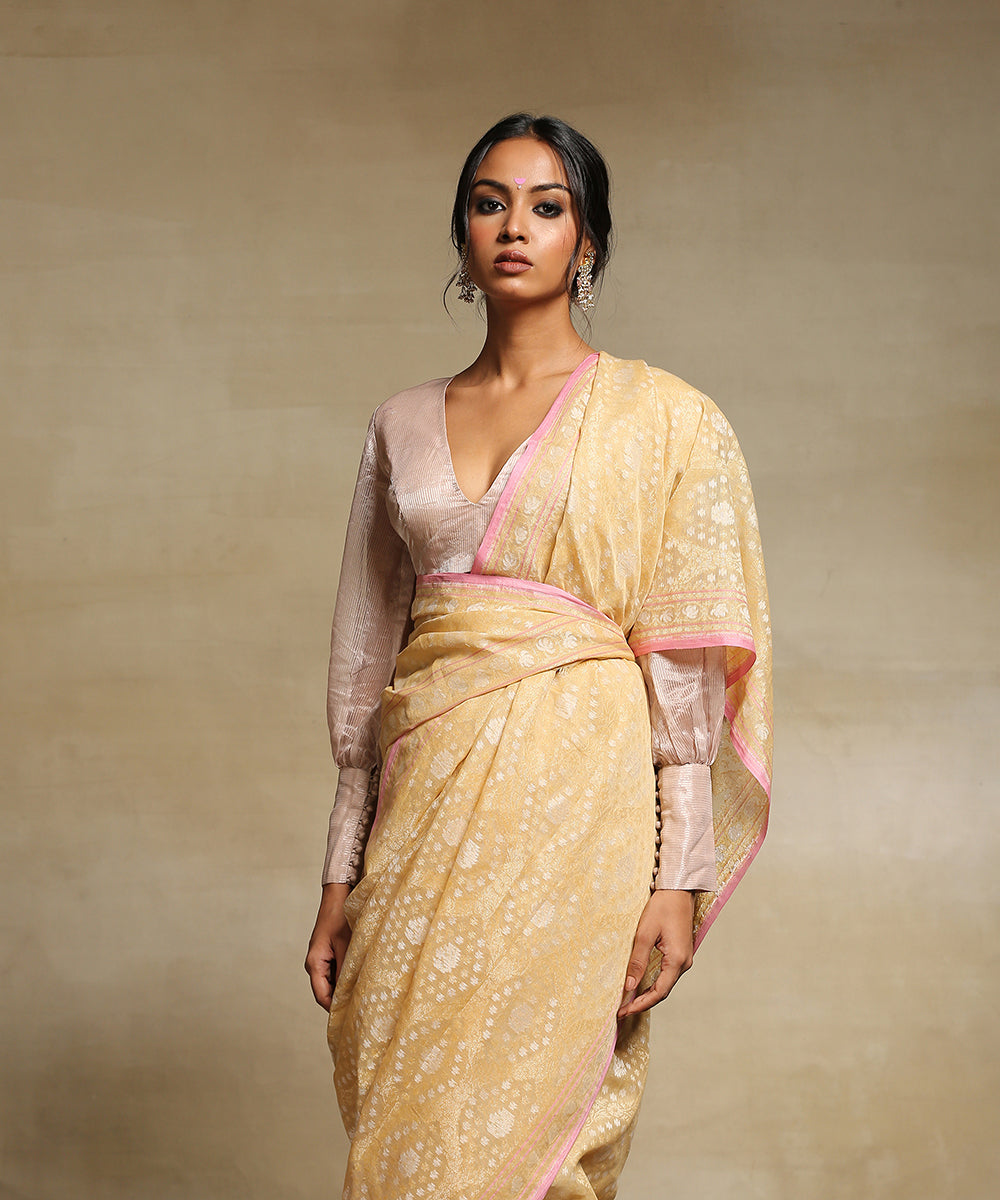 Handloom_Beige_Pure_Cotton_Banarasi_Jamdani_Saree_With_Paisley_Pallu_WeaverStory_01
