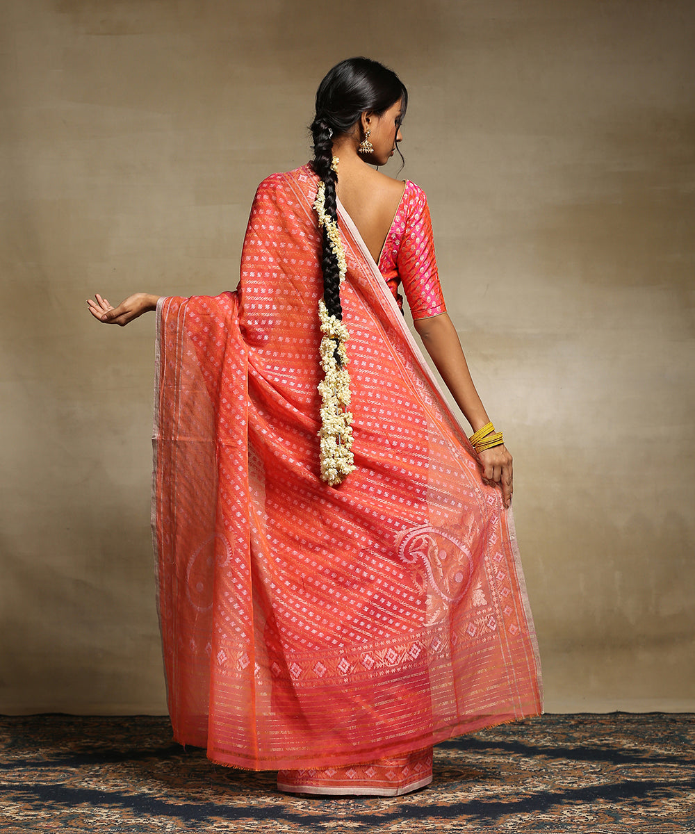 Handloom_Carrot_Pink_Pure_Cotton_Banarasi_Jamdani_Saree_With_Aada_Jaal_WeaverStory_03