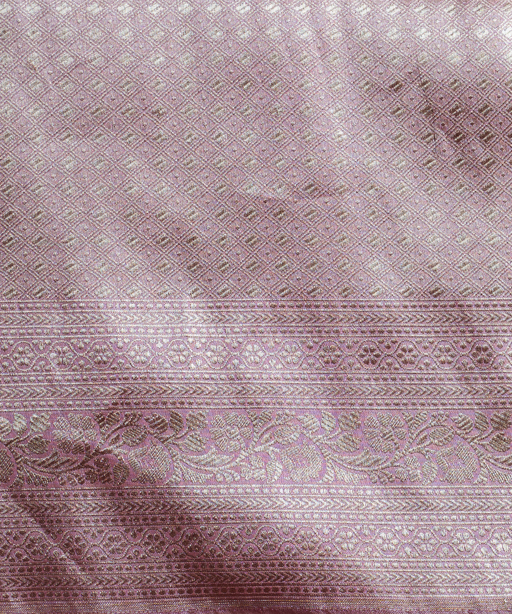 Pink_Handloom_Pure_Katan_Silk_Banarasi_Saree_With_Gold_Zari_Jaal_WeaverStory_05