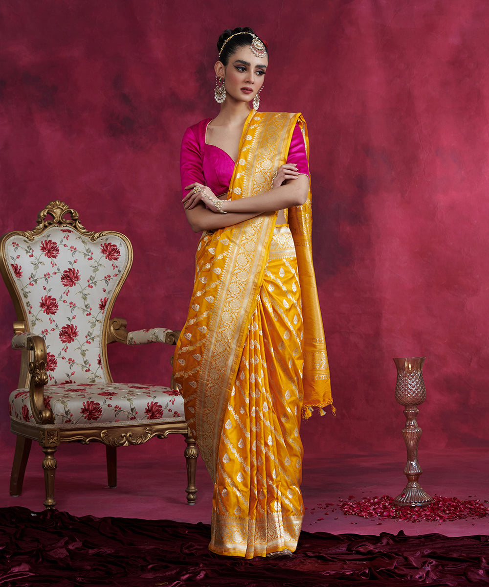 Handloom_Mustard_Pure_Katan_Silk_Pure_Katan_Silk_Banarasi_Jangla_WeaverStory_02