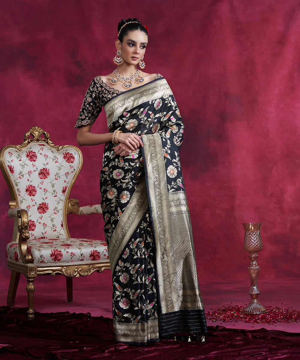 Handloom_Black_Pure_Katan_Silk_Banarasi_Saree_With_Meenakari_Sona_Rupa_Jaal_WeaverStory_02