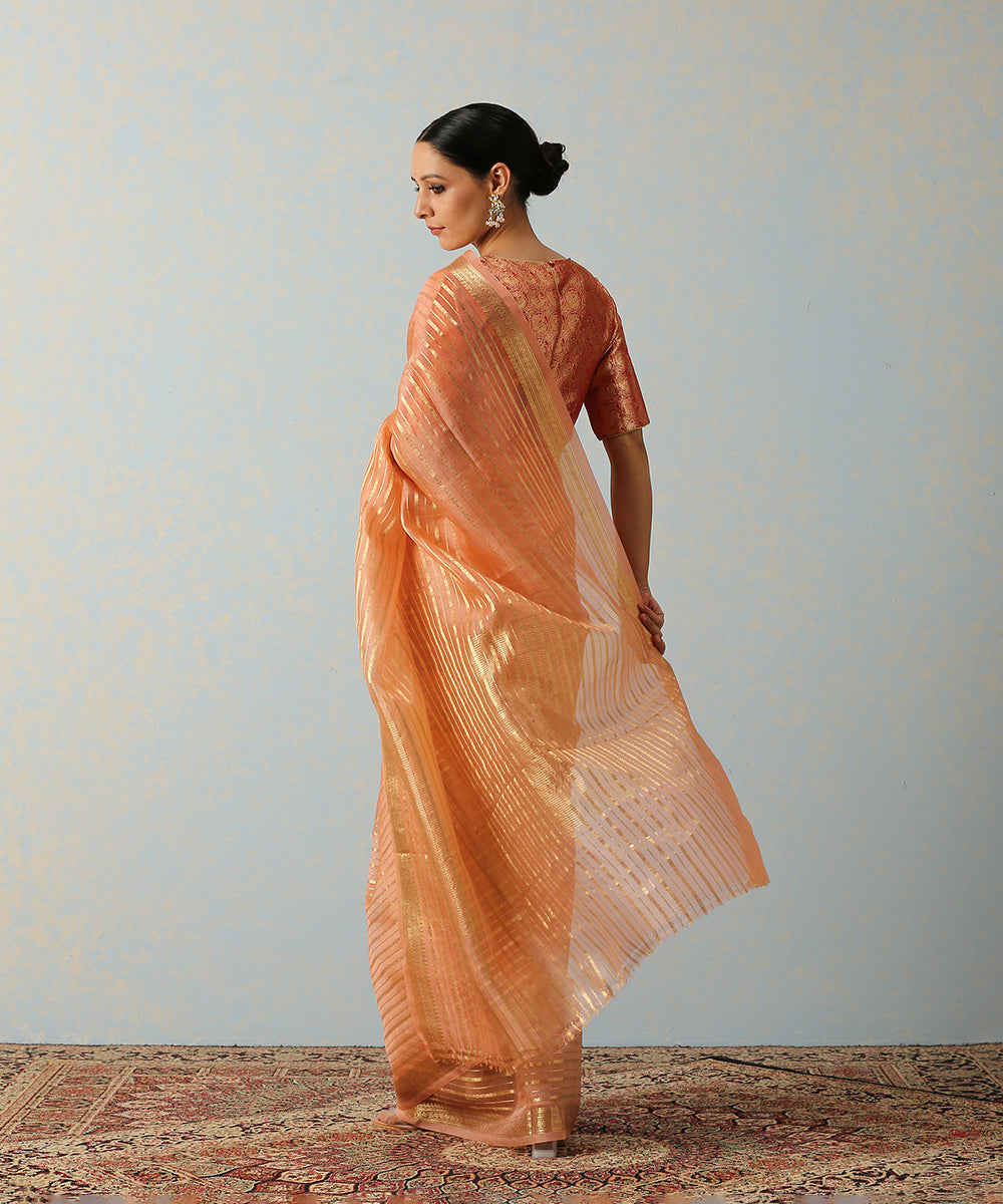 Handloom_Peach_Kora_Silk_Banarasi_Saree_With_Horizontal_Stripes_WeaverStory_03