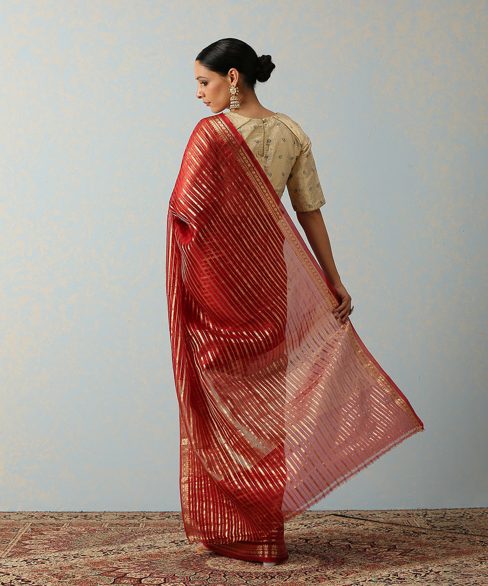 Maroon_Handloom_Kora_Silk_Banarasi_Saree_With_Horizontal_Stripes_WeaverStory_03