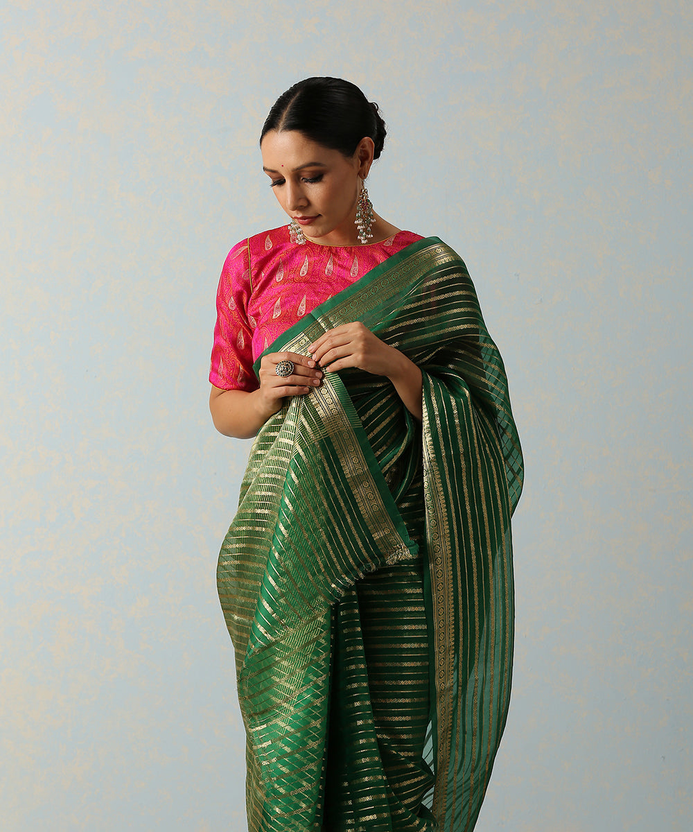Green_Handloom_Kora_Silk_Banarasi_Saree_With_Horizontal_Stripes_WeaverStory_01